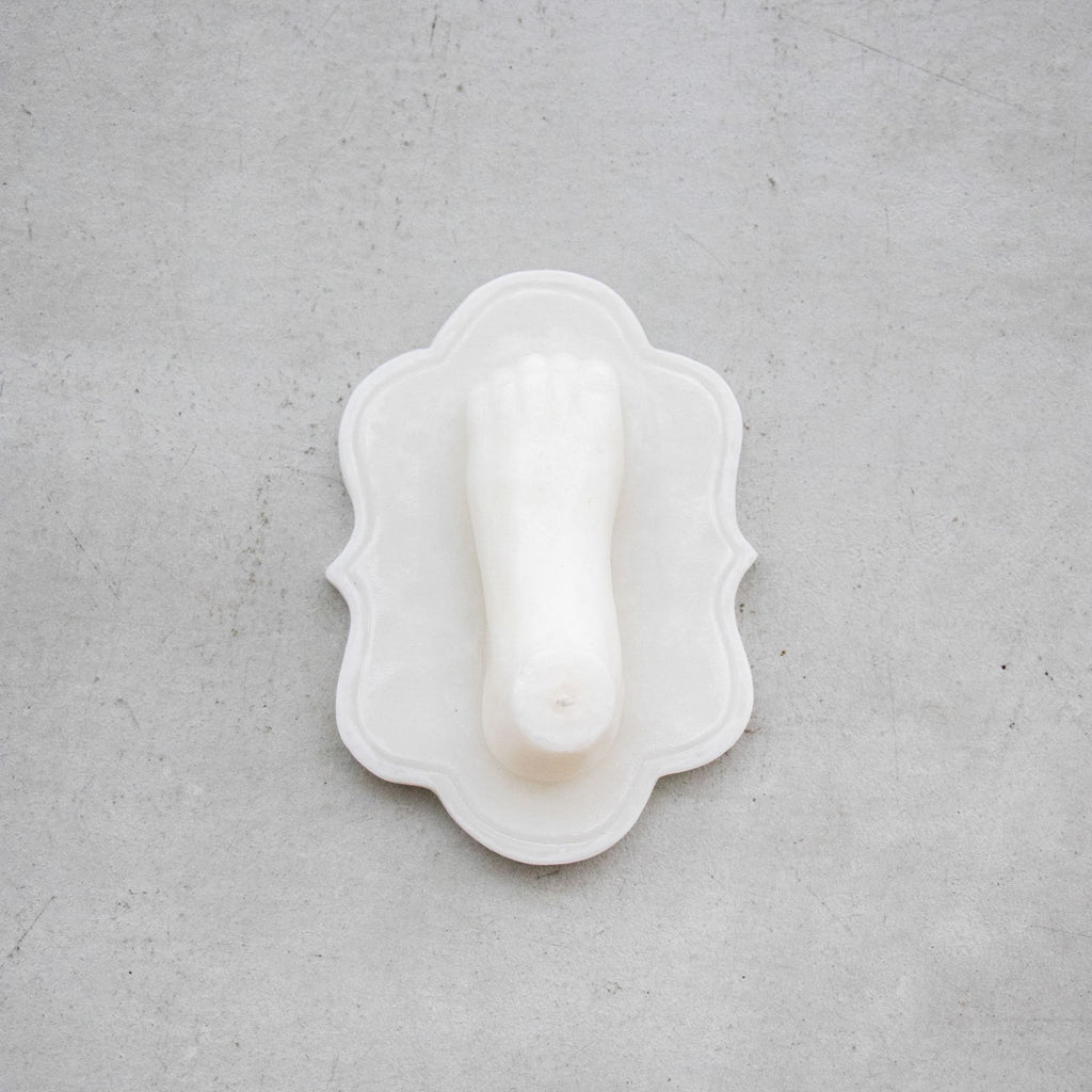 HOKOS Les premier pas（足形キャンドル）ホワイト［期間限定販売］