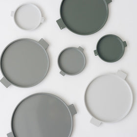 yumiko iihoshi porcelain カラード アルミトレー ラウンド