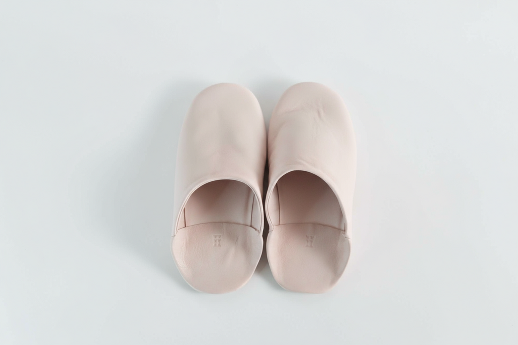 warang wayan 山羊革バブーシュ