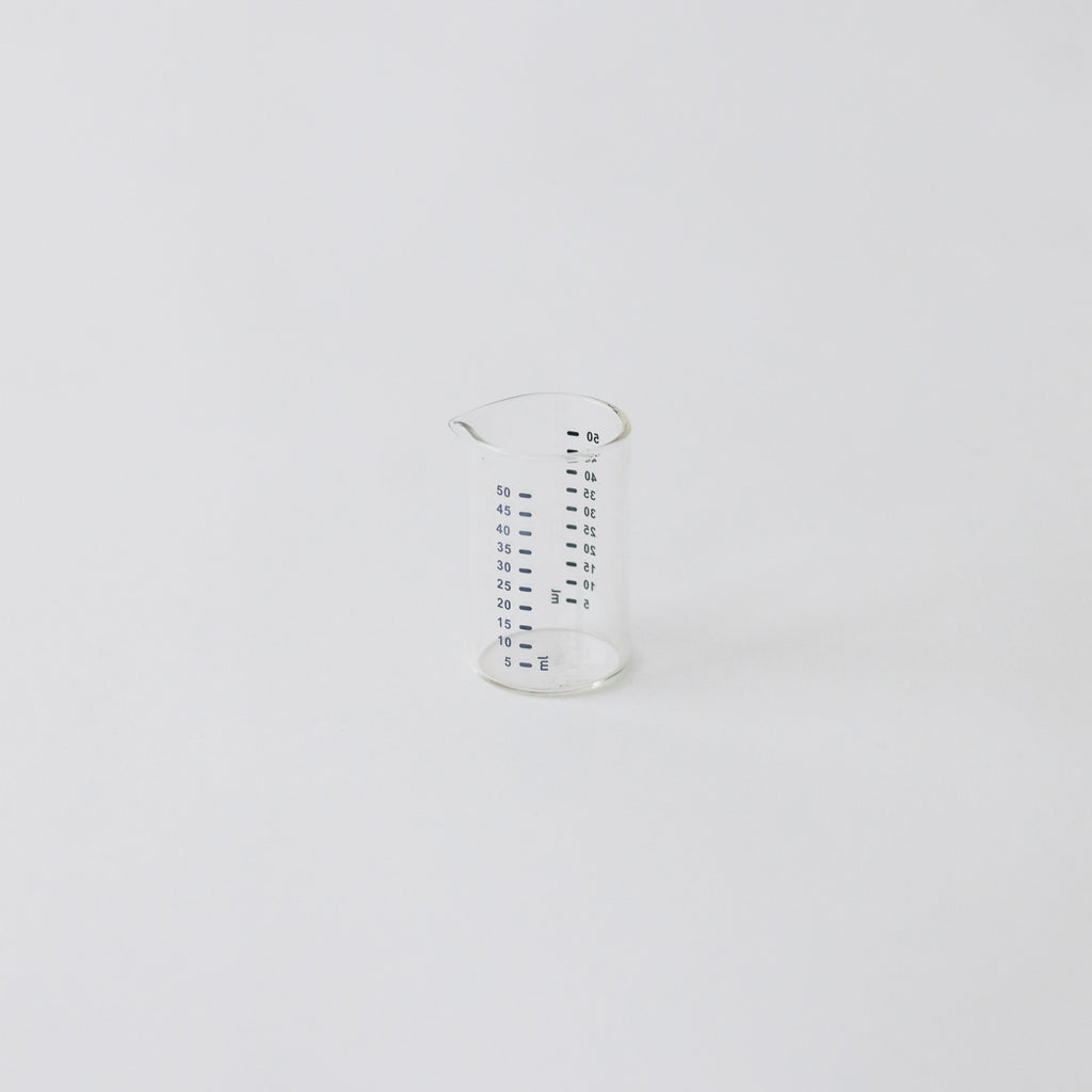 CINQ  WEIS ガラスメジャーカップ