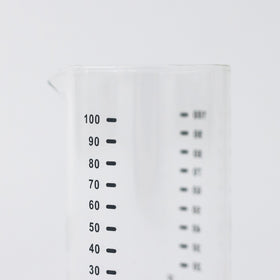 CINQ  WEIS ガラスメジャーカップ