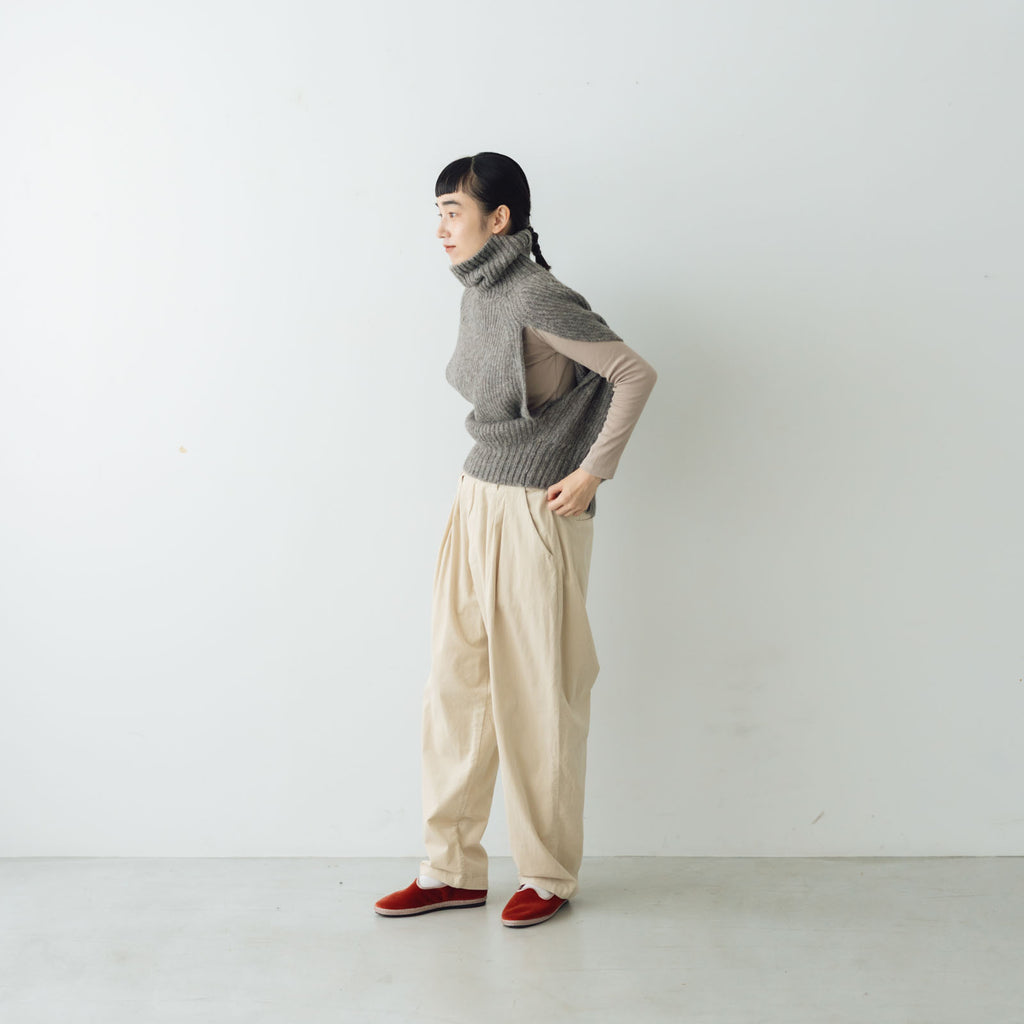 comm. arch. ハンドフレームド チャンキーポンチョ