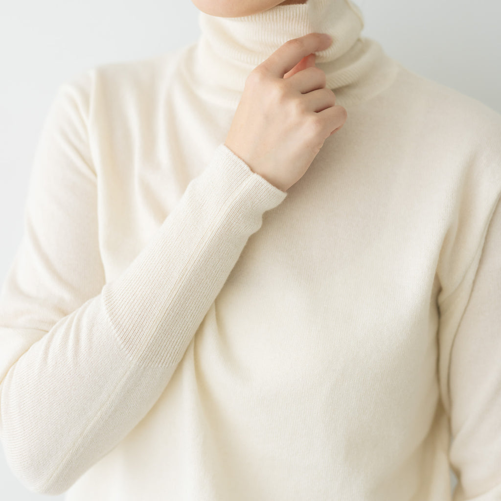 comm. arch. カシミヤシルク ハイネック プルオーバー