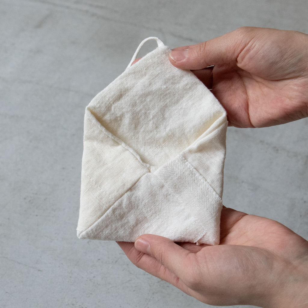 工藤由美 くるくるポーチ