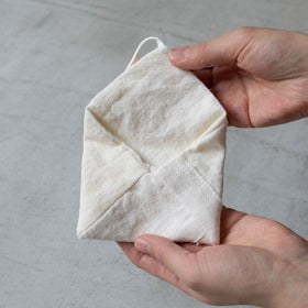 工藤由美 くるくるポーチ