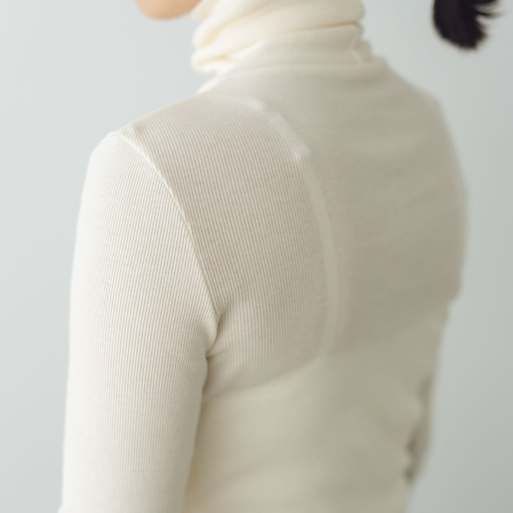 「くらすことの日常生活着」コットンタートルカットソー