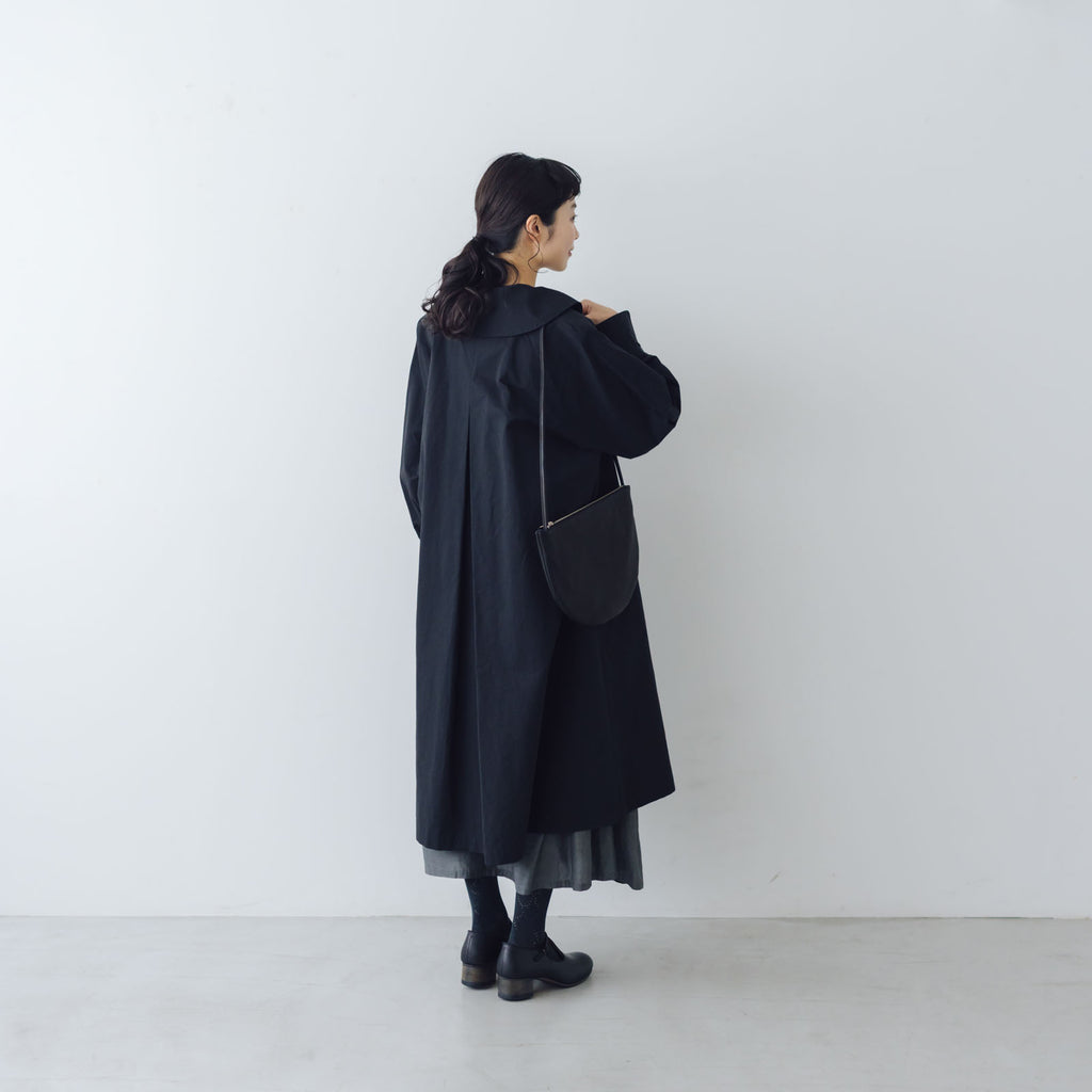 ꕤ新品ꕤくらすこと ＋to　コットンナイロンコート　スプリングコート　BLACK くらすこと ＋to クラシカルなコットンナイロンコート［予約／9月下旬