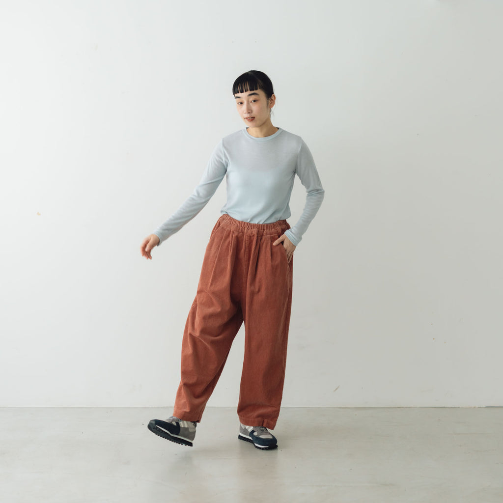 「くらすことの日常生活着」コーデュロイパンツ
