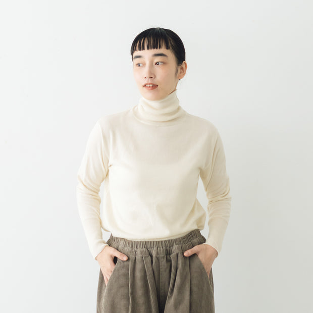 comm. arch. カシミヤシルク ハイネック プルオーバー