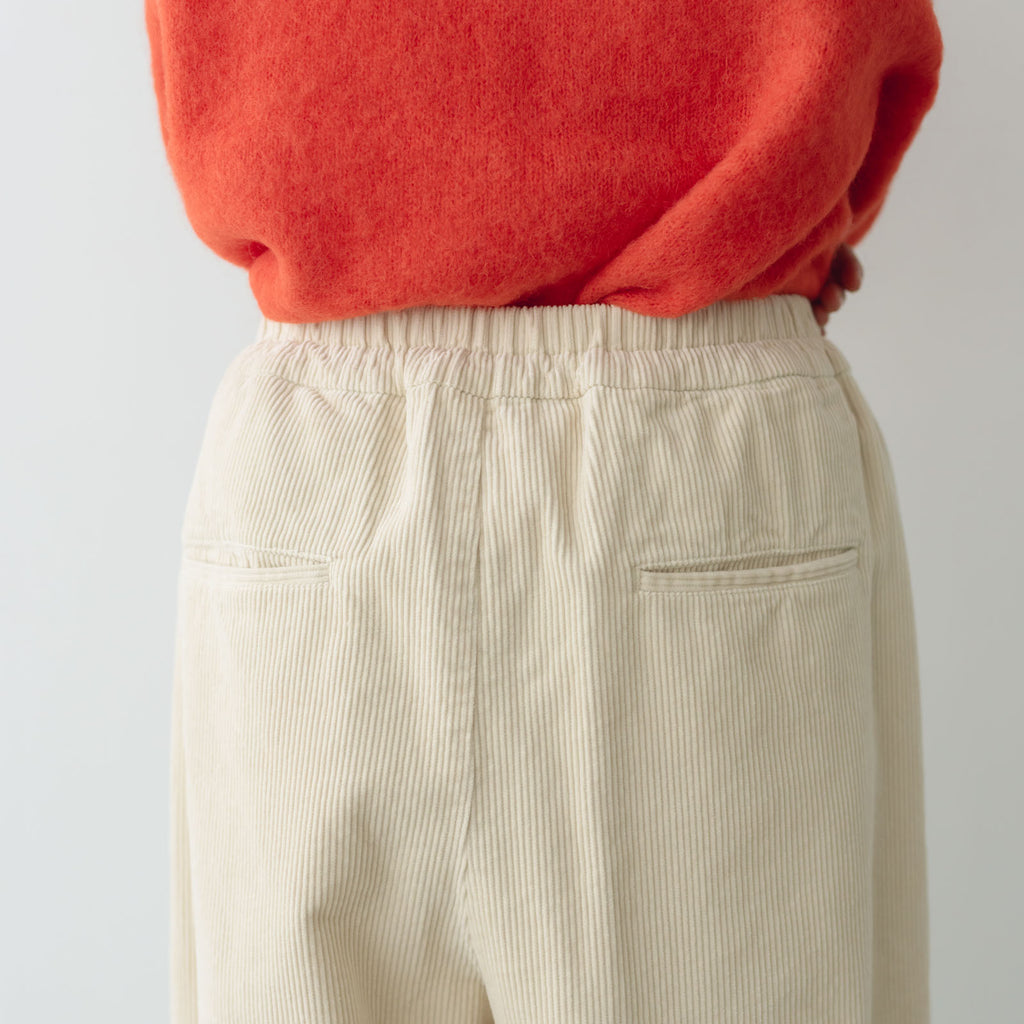 「くらすことの日常生活着」コーデュロイパンツ