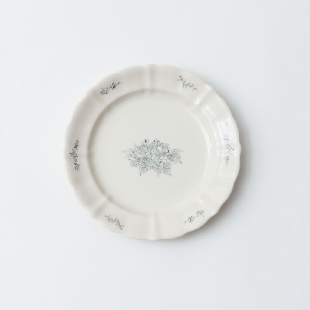 くらすことの生活道具 古い器の形シリーズ 花リムプレート ［20cm・食洗機対応・電子レンジ可］