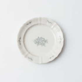 くらすことの生活道具 古い器の形シリーズ 花リムプレート ［20cm・食洗機対応・電子レンジ可］