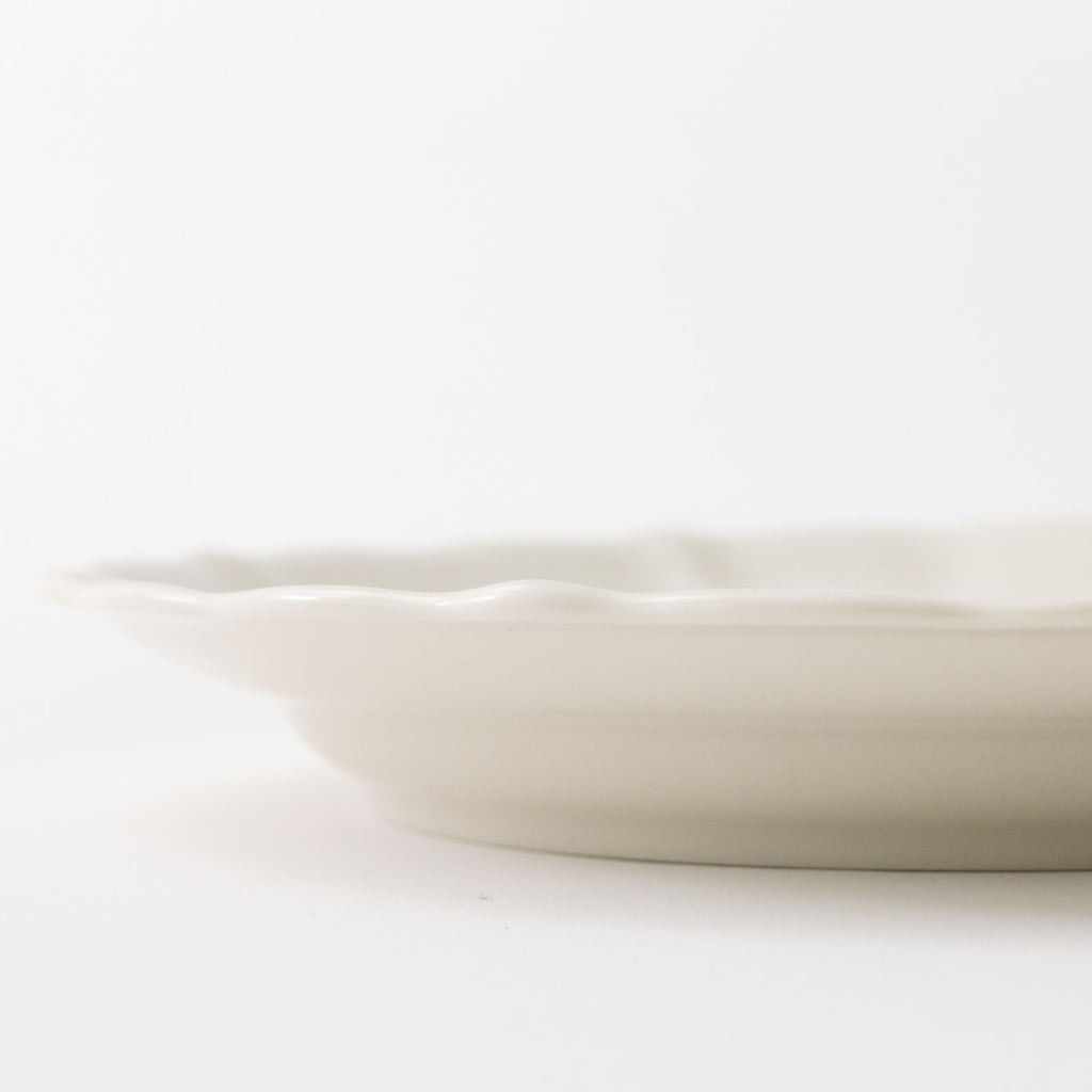 くらすことの生活道具 古い器の形シリーズ 花リムプレート ［20cm・食洗機対応・電子レンジ可］