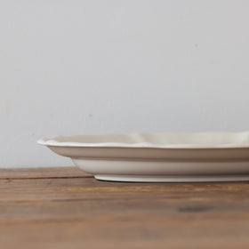くらすことの生活道具 古い器の形シリーズ 花リムオーバルプレート ［食洗機対応・電子レンジ可］