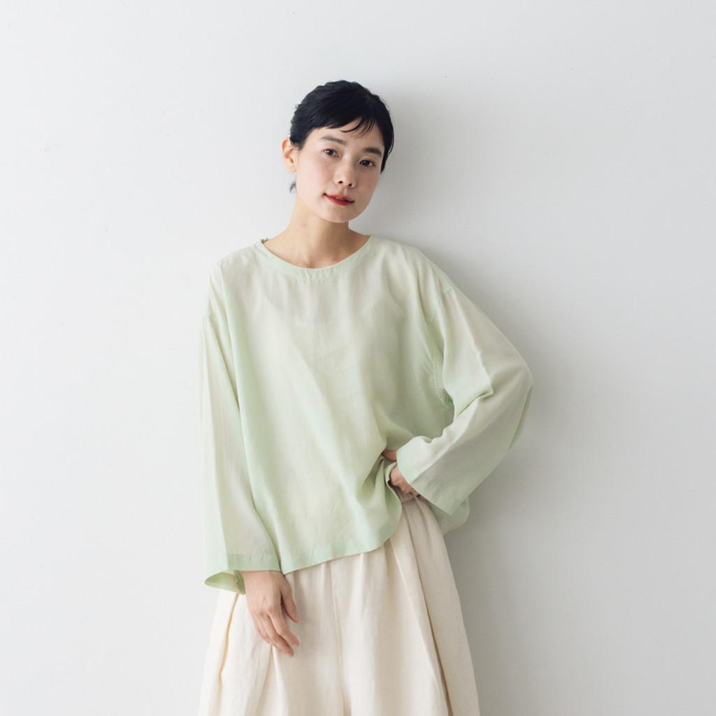 KURASUKOTO Atelier Wardrobe 大人のキュプラ混ブラウス