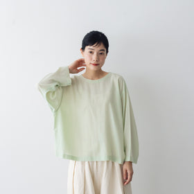 KURASUKOTO Atelier Wardrobe 大人のキュプラ混ブラウス