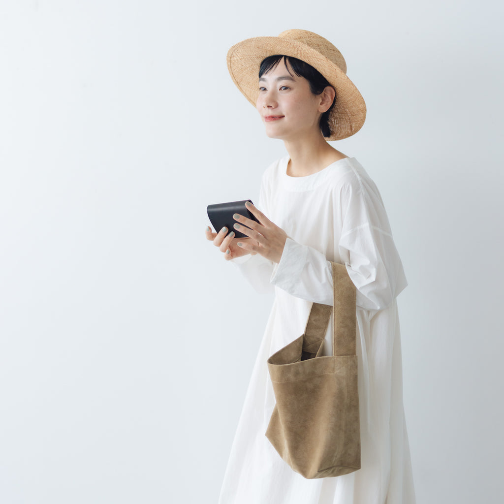 くらすこと ほどよい二つ折り財布