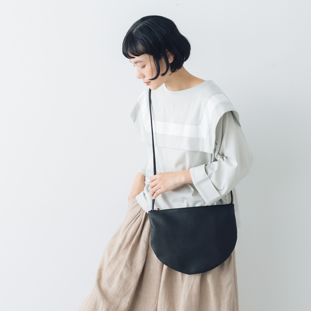 くらすこと レザーフラットショルダー