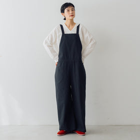 くらすこと すっきりまとまるブラックサロペット