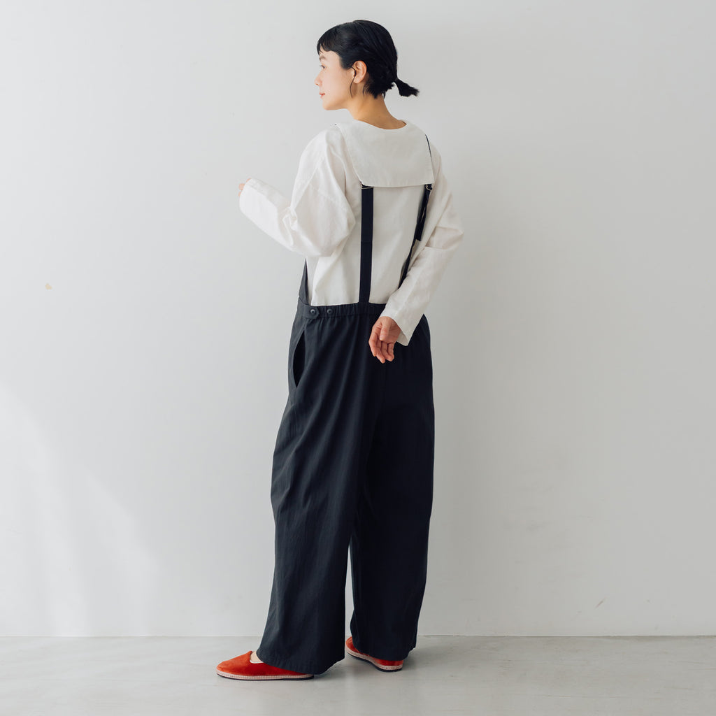 くらすこと すっきりまとまるブラックサロペット