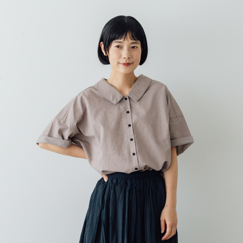 心地よく暮らしに寄り添う洋服|リネン・コットンのシャツ・ワンピース 心地よく暮らしに寄り添う洋服|リネン・コットンのシャツ・ワンピース
