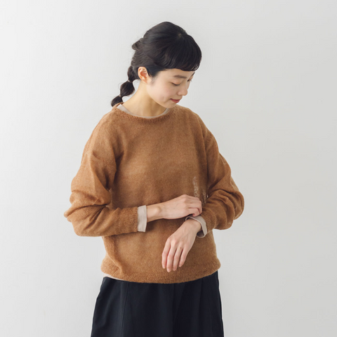 くらすこと 色を楽しむ、薄手のモヘヤニット
