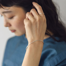 くらすこと 組み合わせて楽しむ、基本のバングル