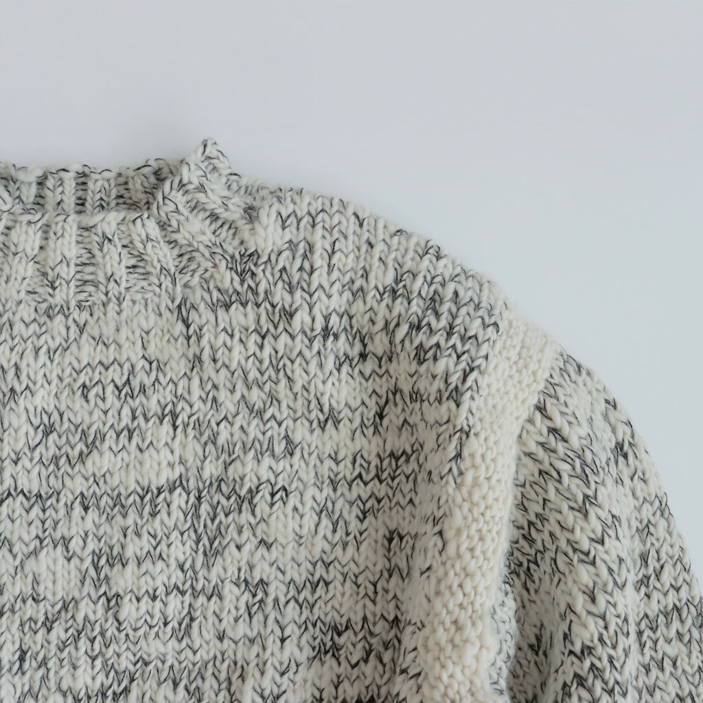 odnu HANDSPUN SWEATER ホワイト＆ブラック