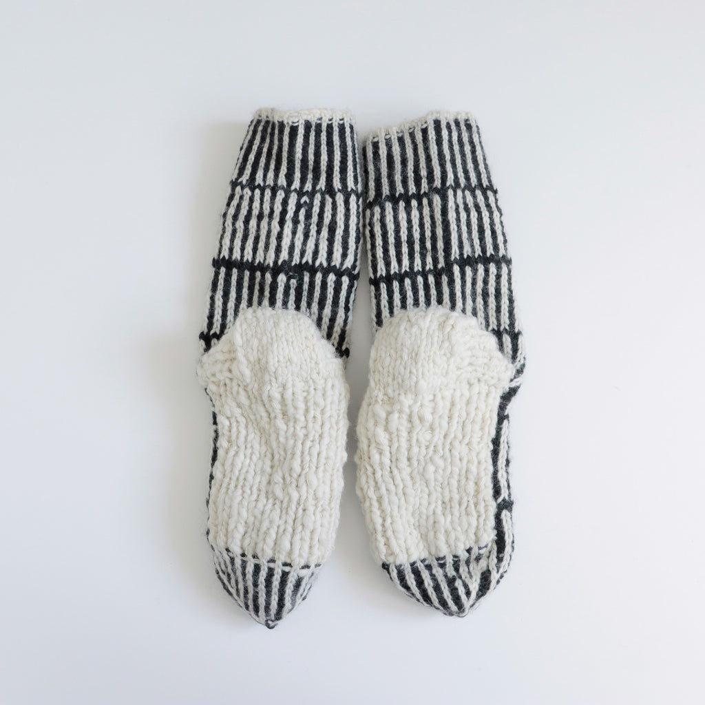 odnu STRIPED SOCKS