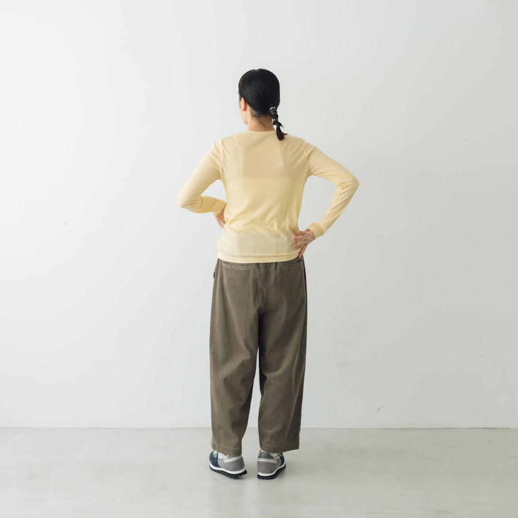 ROBE de PEAU クルーネックプルオーバー