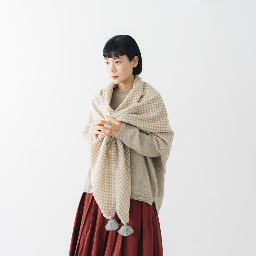 新品タグ付き 今季 ローブデポー ウールガーゼタッセルスカーフ ROBE de PEAU ウールガーゼタッセルストール ｜くらすこと公式