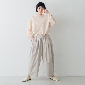 ROBE de PEAU サテンカミーユタックパンツ