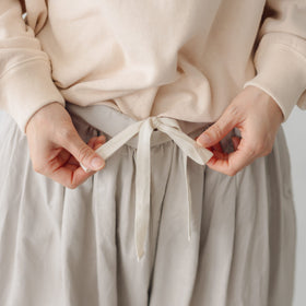 ROBE de PEAU サテンカミーユタックパンツ