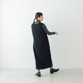 UNIVERSAL TISSU ウール圧縮 ジャンパードレス