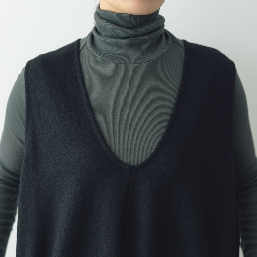 UNIVERSAL TISSU ウール圧縮 ジャンパードレス