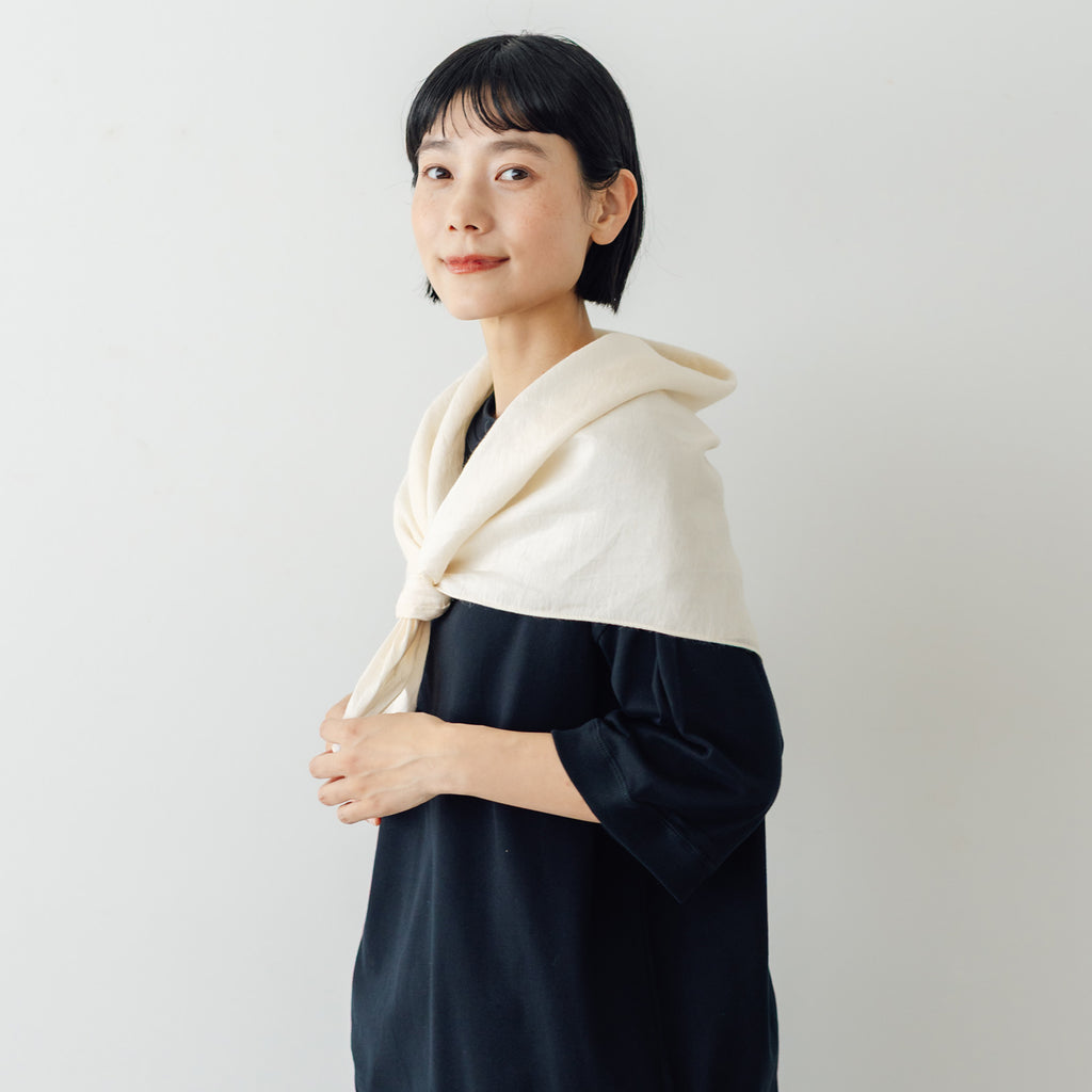 Yoli Cotton ramie scarf ベージュ ｜くらすこと公式オンラインストア