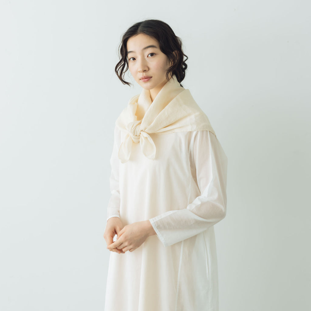 Yoli Cotton ramie scarf ベージュ［予約／6月中旬お届け予定］