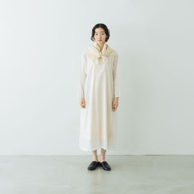 Yoli Cotton ramie scarf ベージュ［予約／6月中旬お届け予定］