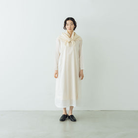 Yoli Cotton ramie scarf ベージュ［予約／6月中旬お届け予定］