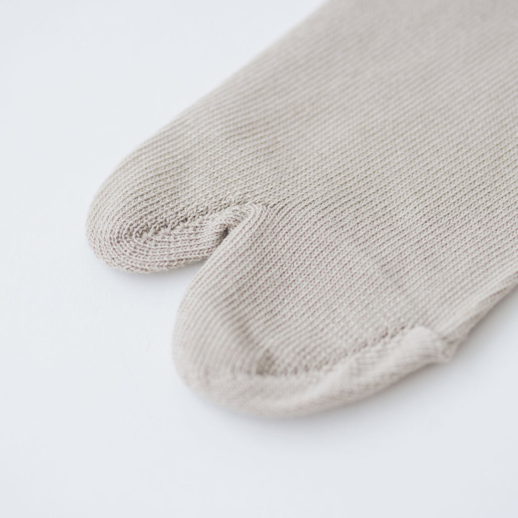 Yoli Tabi socks
