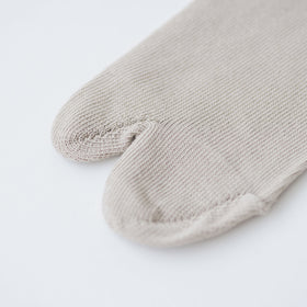 Yoli Tabi socks