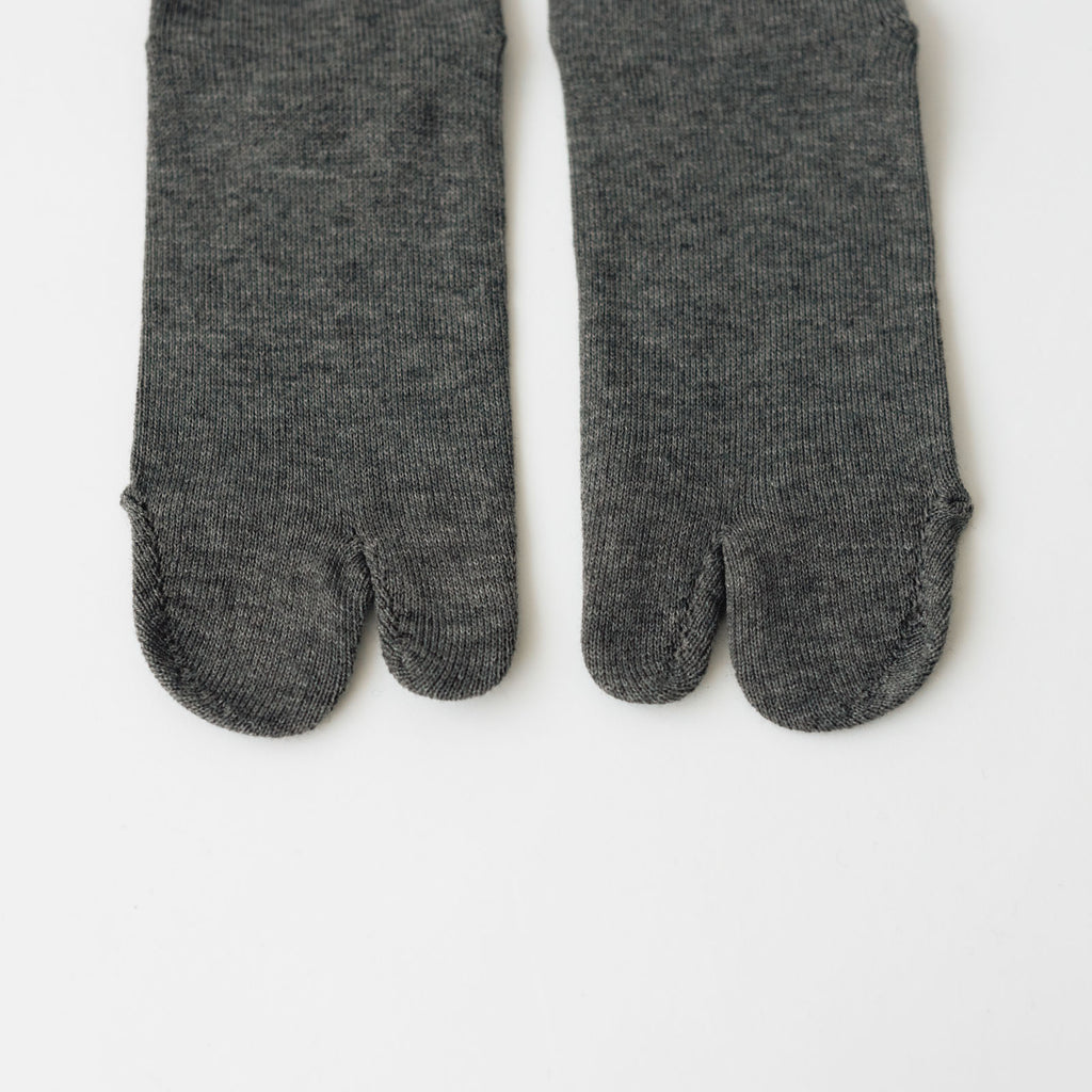Yoli Tabi socks