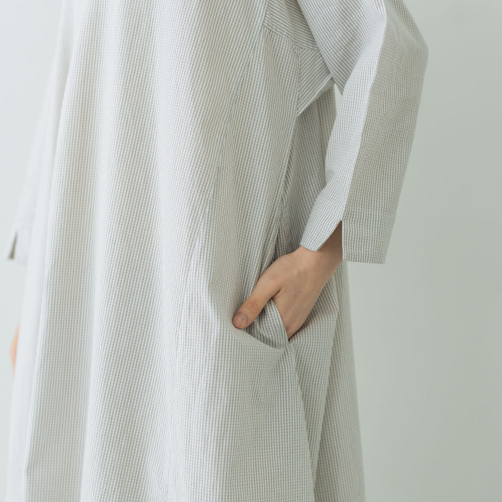 Yoli Check boatneck onepiece ベージュ［予約／7月中旬お届け予定］