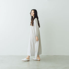 Yoli Check boatneck onepiece ベージュ［予約／7月中旬お届け予定］