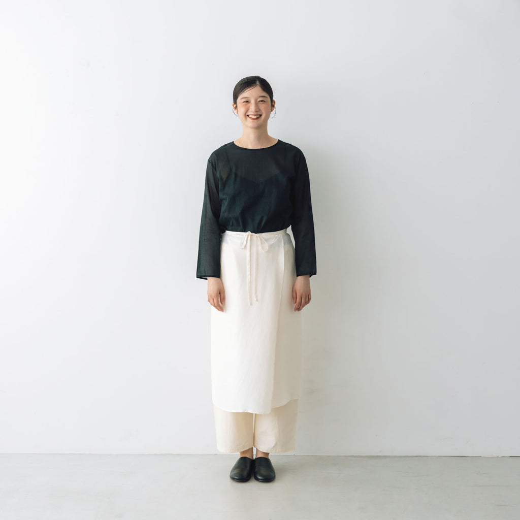 yoli simple blouse 黒 Yoli - ほぼ日刊イトイ新聞