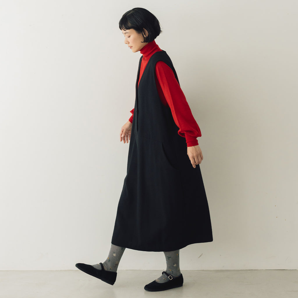 atelier naruse コットンウールヘリンボーンジャンパースカート ブラック