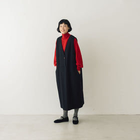 atelier naruse コットンウールヘリンボーンジャンパースカート ブラック