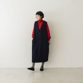 atelier naruse コットンウールヘリンボーンジャンパースカート ブラック
