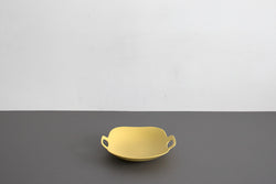 yumiko iihoshi porcelain bon voyage plate  yellow