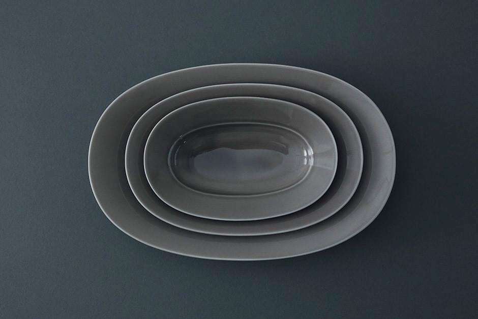 yumiko iihoshi porcelain Oval plate mist beige